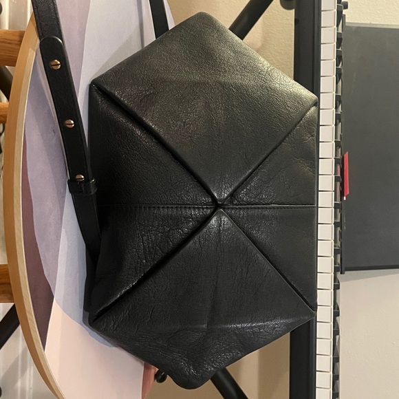 Mansur Gavriel Tulipano Black leather Tote / Crossbody - Picture 3 of 9